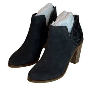 DV8 Dolce Vita Women's Shai Mixed Material Heeled Bootie Gray Size 6.5 NWOB